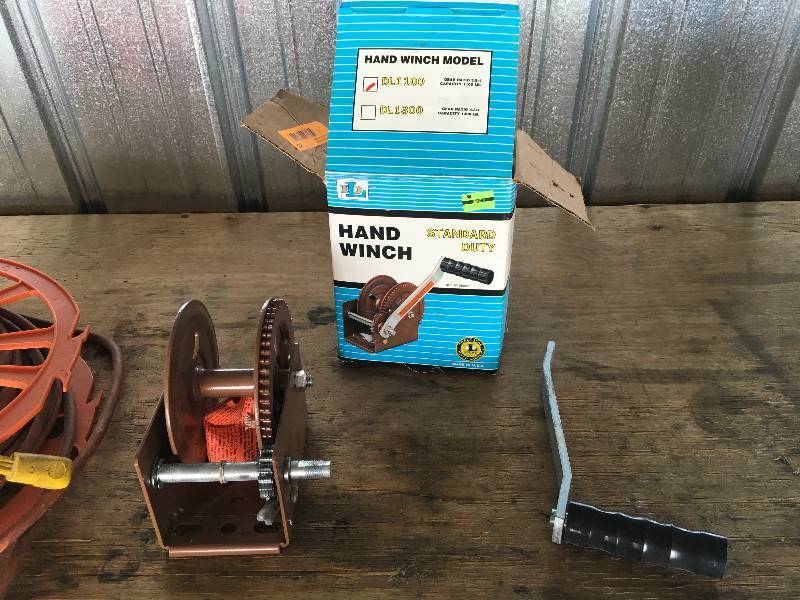 lot 83 image: Standard Duty Hand Winch
