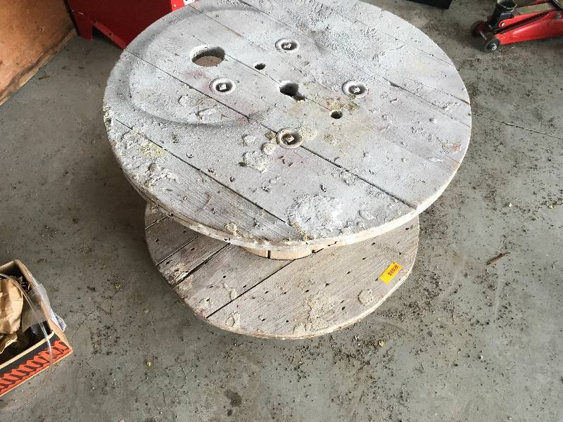 lot 88 image: Wood Round Table W Wheels