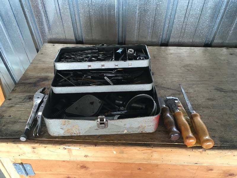 lot 95 image: Tool Box W Misc Tools