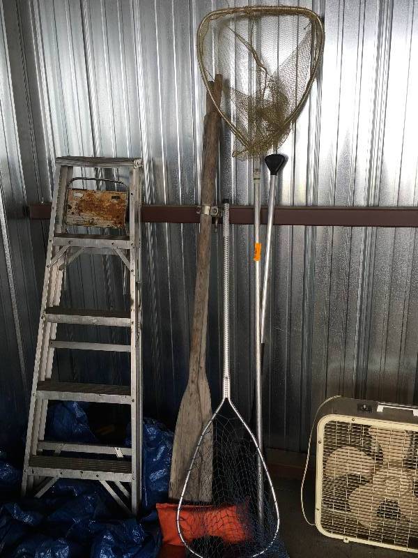 lot 96 image: Boat Oars, Fish Net, & Life Jacket