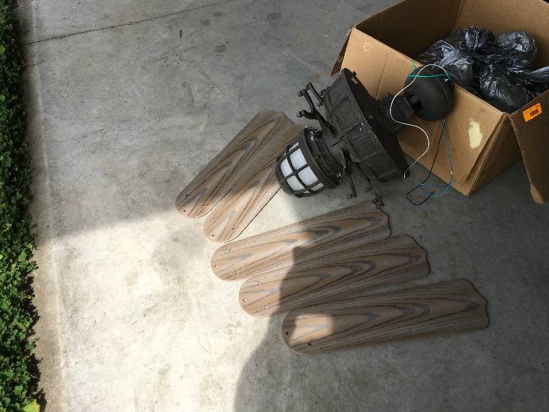 lot 114 image: LightFan Fixture