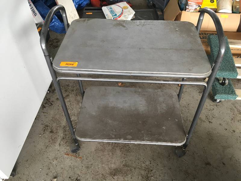lot 117 image: Cart