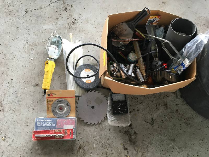 lot 127 image: Box Of Misc Tools