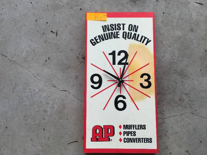 lot 133 image: AP Clock