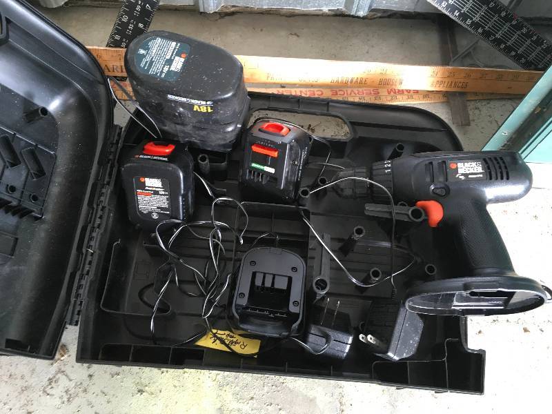 lot 154 image: Black & Decker Drill W Case, Batteries, & Charger