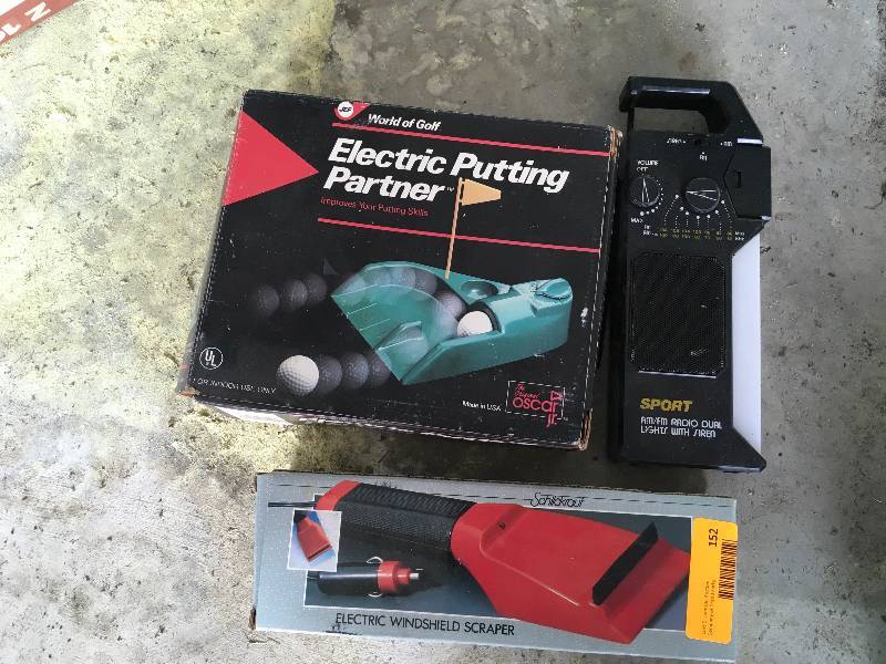 lot 152 image: Electric Putting Partner & Electric Windshield Scraper