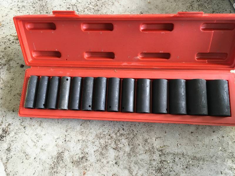 lot 158 image: Grip 14 Pc Deep Socket Set