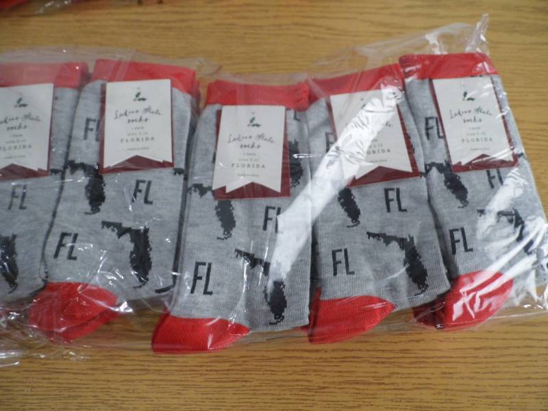 Lot of 30 Pair State Socks - FL