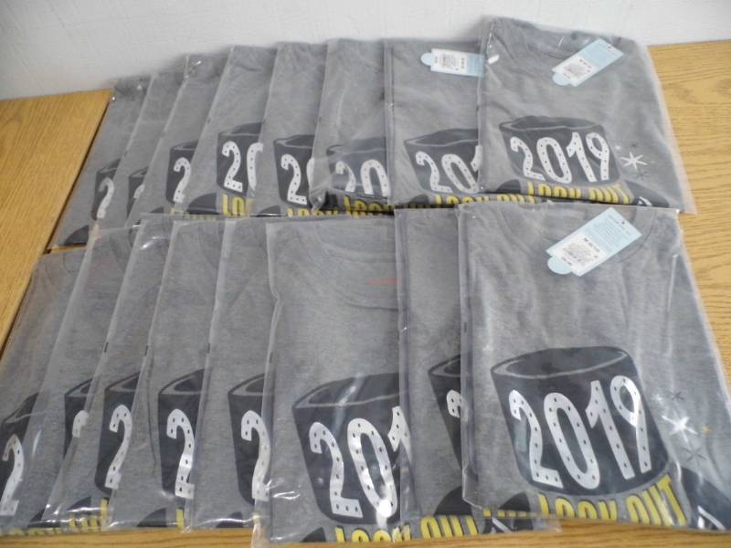 Lot of  16 T-Shirts
