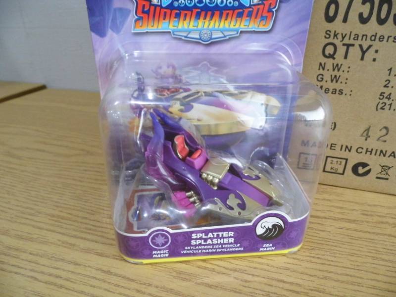 Lot of 12 Skylander AictioN Figures