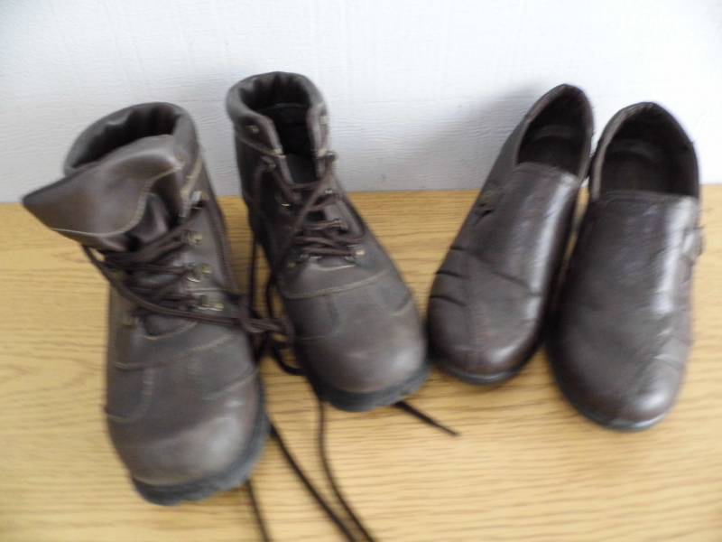 Lot of 2 Pair Ladies Shoes