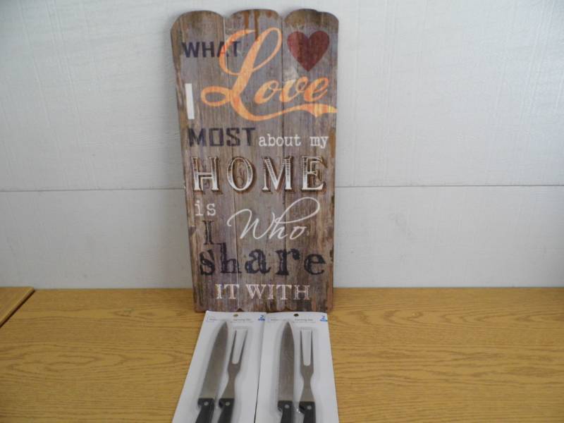 Knive Sets - Sign