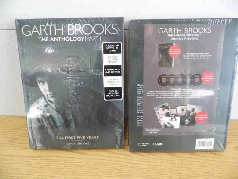 Lot of 2 Garth Brooks Anthoogy Books wCDs