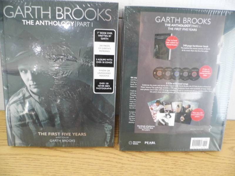 Lot of 2 Garth Brooks Anthoogy Books wCDs