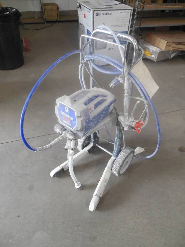 lot 26 image: Graco LTS 17 Electric Stationary Airless Paint Sprayer