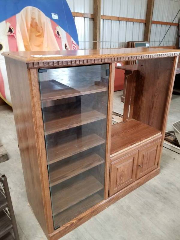 lot 92 image: Wood Entertainment Center With Glass Door 5-Shelf Component