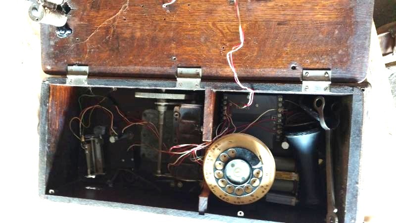 lot 35 image: Antique Phone