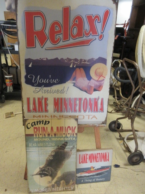 lot 320 image: LAKE MINNETONKA WOOD AND METAL NOVELTY SIGNS