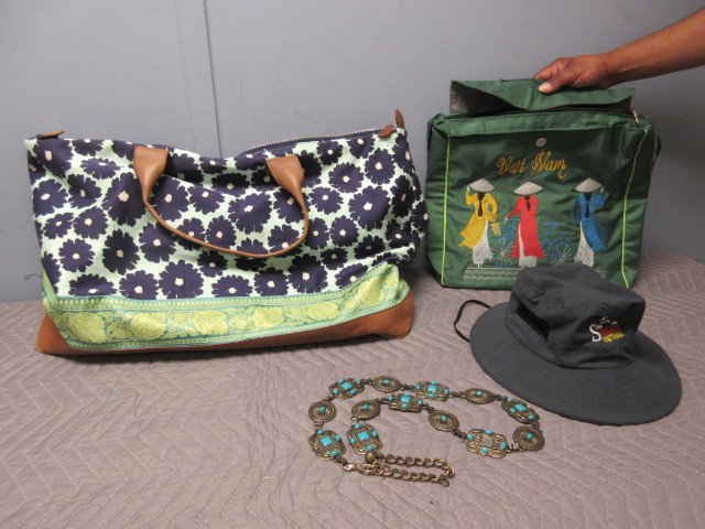 lot 354 image: AMY BUTLER WEEKENDER BAG AND MORE