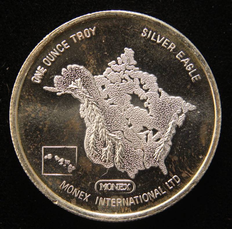 PRE SILVER EAGLE 1982 MONEX 1 TROY OZ .999 FINE SILVER EAGLE