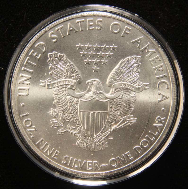 2015 AMERICAN SILVER EAGLE 1 TROY OZ. .999 FINE SILVER IN AIRTITE