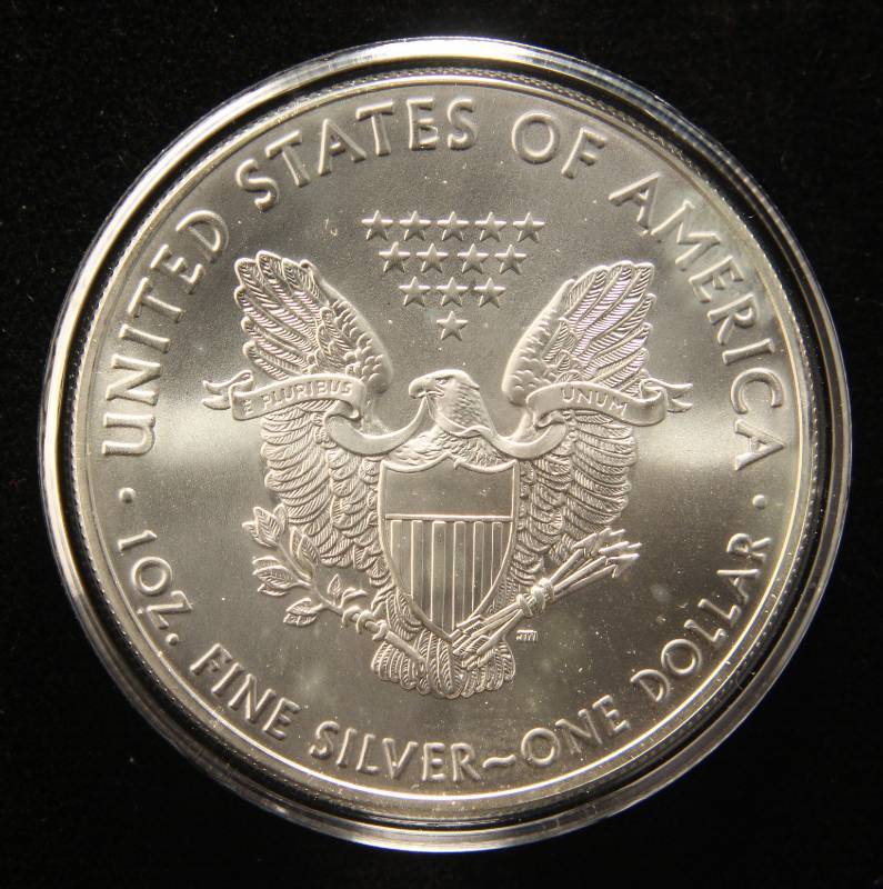 2016 AMERICAN SILVER EAGLE 1 TROY OZ. .999 FINE SILVER IN AIRTITE