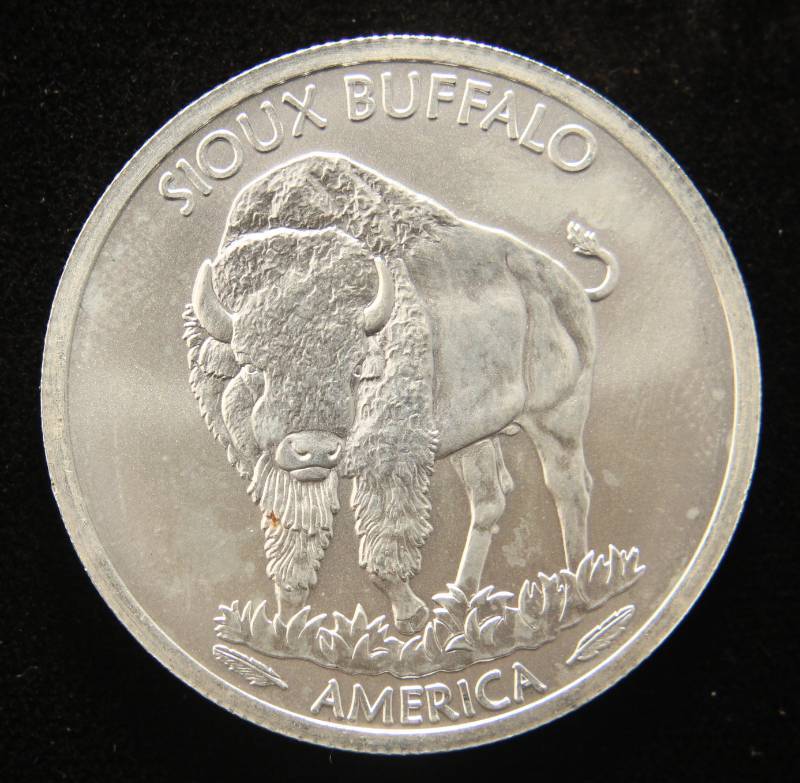2015 SIOUX $1 SOVEREIGN NATION 1 TROY OZ. .999 FINE SILVER
