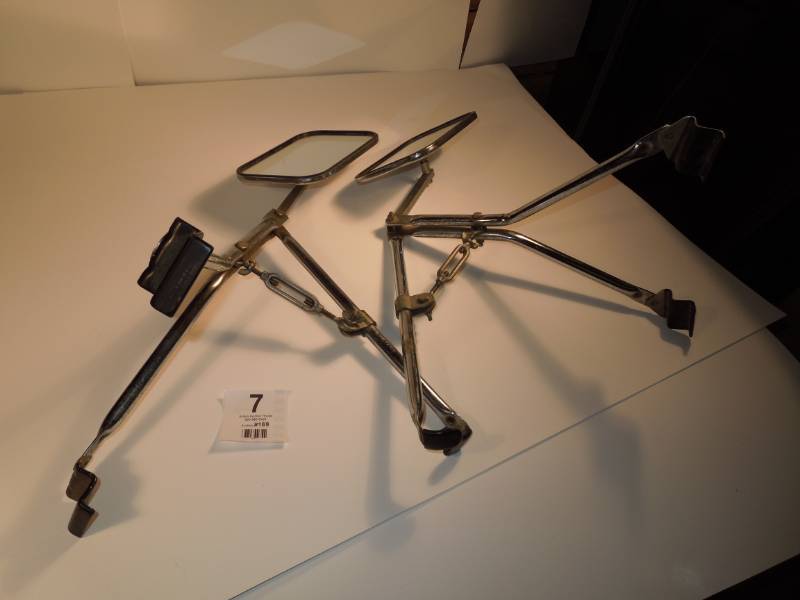lot 7 image: Vintage Tow Mirrors Pair