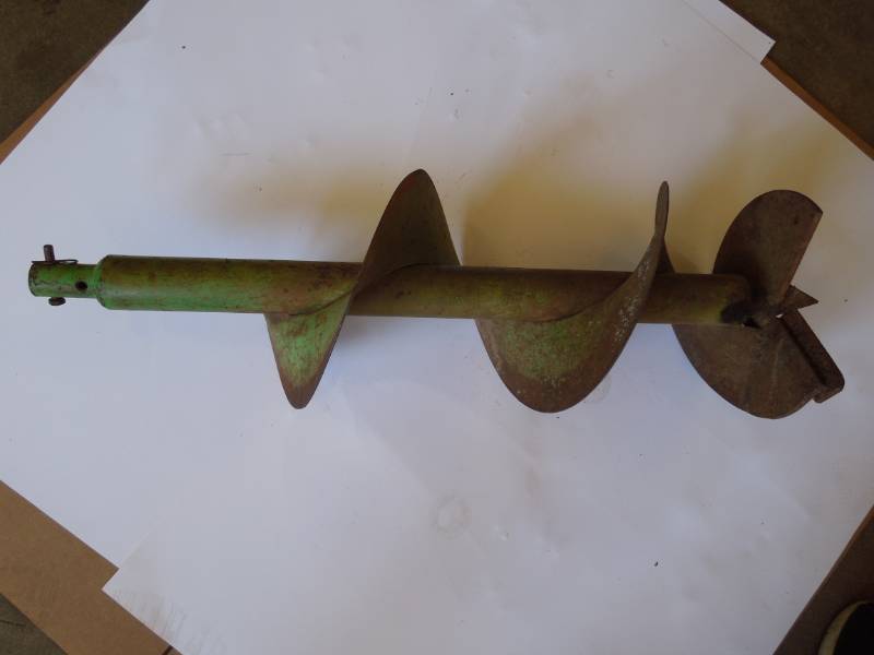 lot 69 image: 9 Hydraulic Post Hole Auger Digger Bit