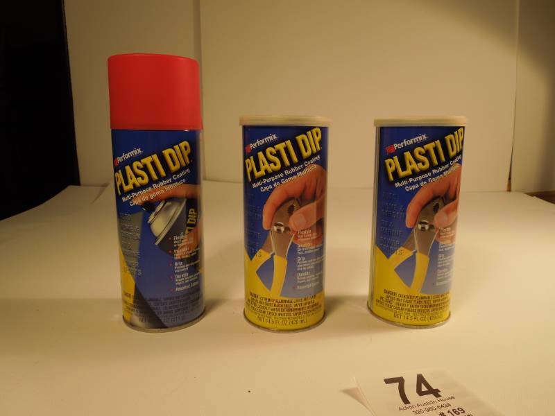 lot 74 image: Plasti Dip Brand New - Black & Red Lot