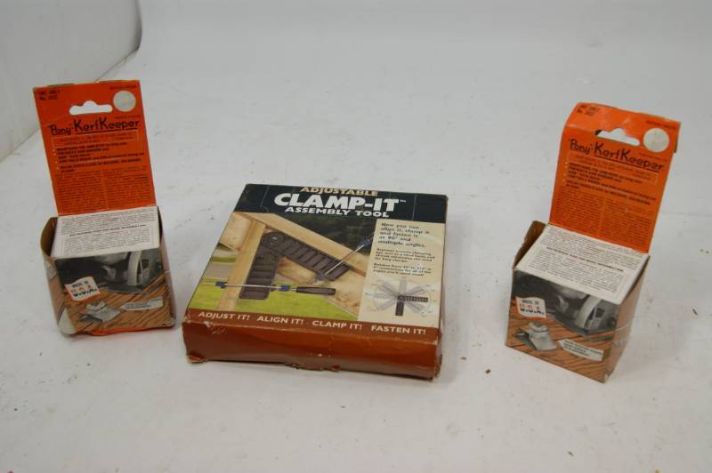lot 22 image: Lot of 3 Clamps