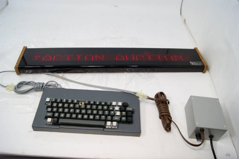 lot 30 image: Sign