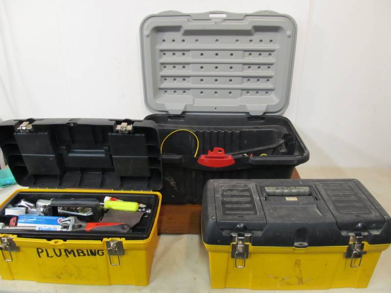 lot 15 image: Large Lot of Tools & Tool Boxes