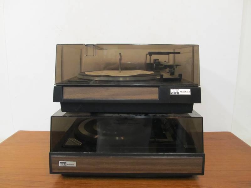 lot 20 image: 2 Working Vintage BSR Turntables