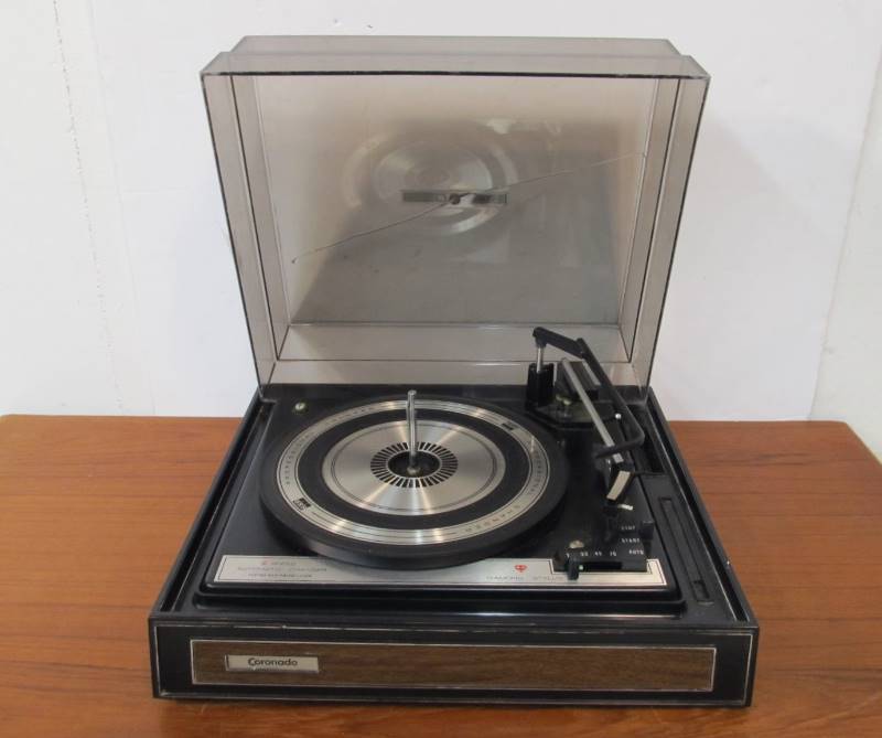 lot 54 image: Working Vintage BSR Professional Changer Turntable