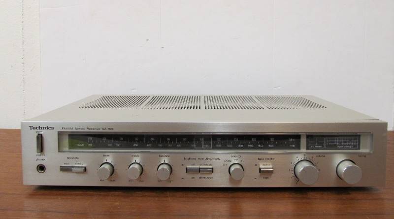 lot 57 image: Working Vintage TECHNICS SA-103 Stereo Receiver