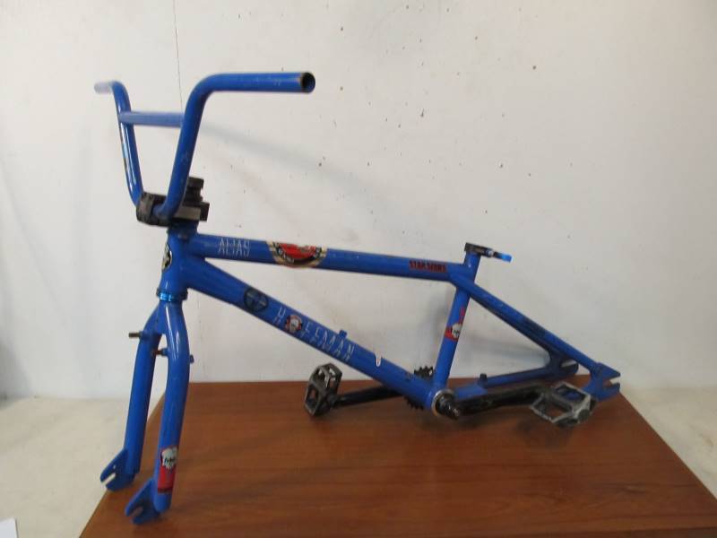 lot 74 image: Oldschool BMX Hoffman Alias designed by CHAD KAGY..