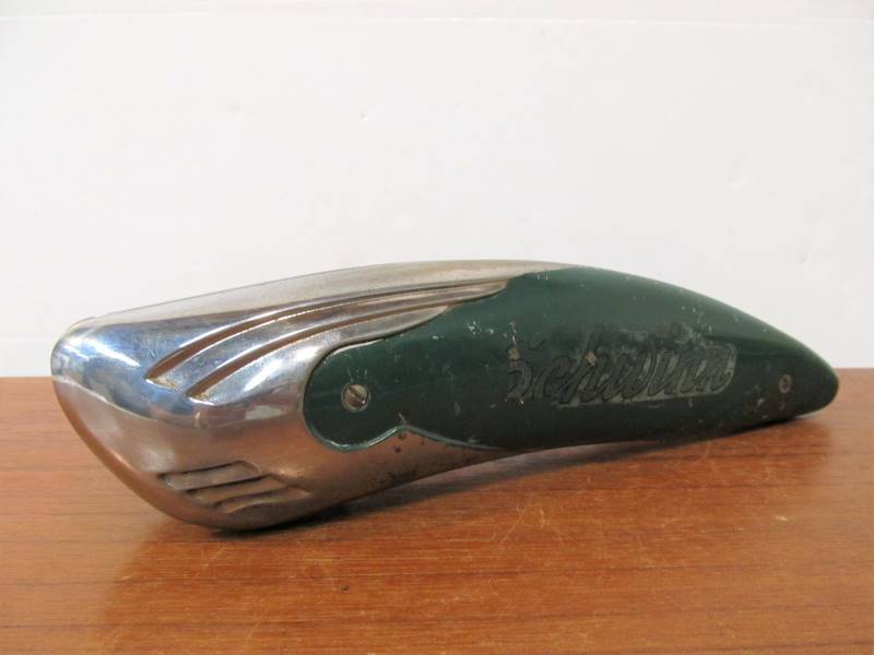 lot 91 image: Vintage SCHWINN Bicycle Tank