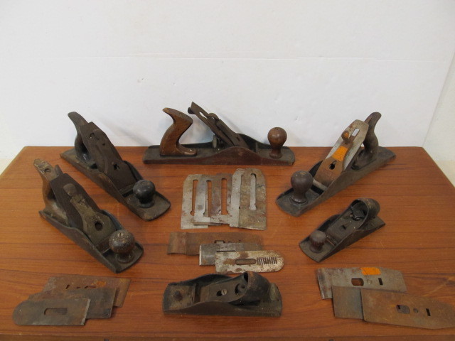 lot 111 image: Group of Vintage & Antique Woodworking Planes