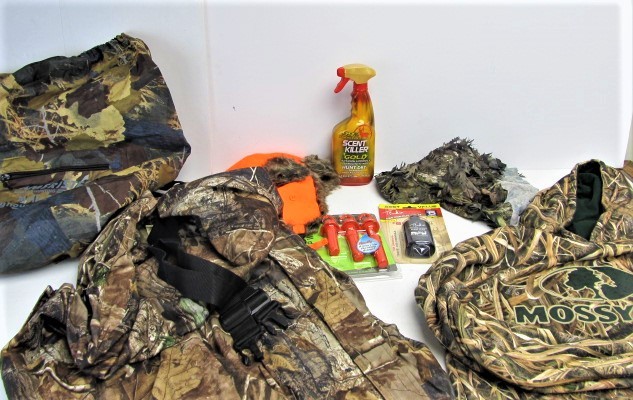 lot 77 image: Lot of Hunting Supplies Etc #1