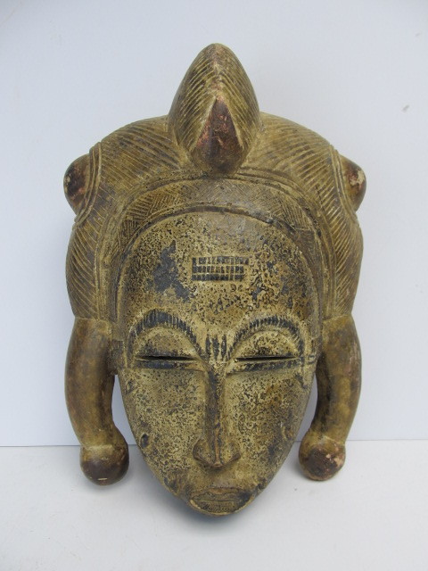 lot 114 image: Old Antique Hand Carved African Punu Mask