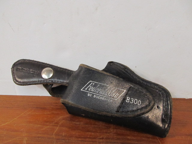 lot 205 image: Vintage Bucheimer FEDERAL MAN Revolver Gun Holster 