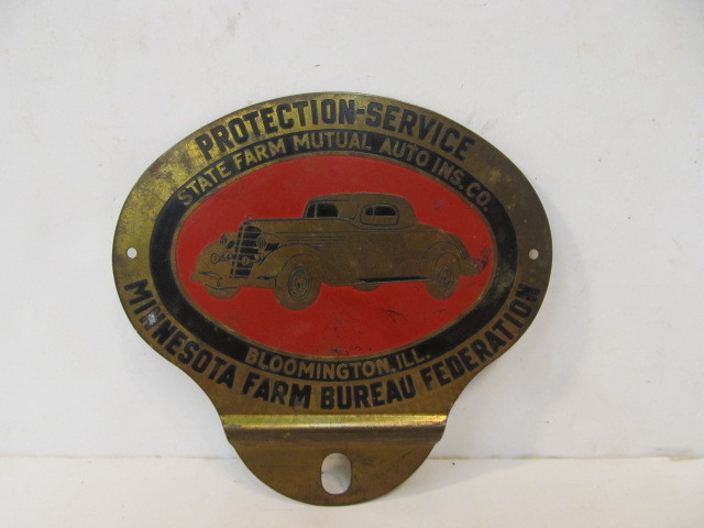 lot 209 image: Vintage Brass License Plate Topper