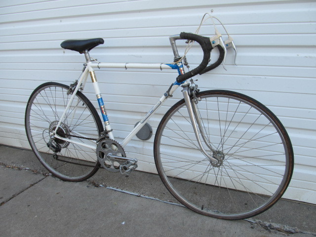 lot 248 image: Vintage LAMBERT Grand Prix Professional 15-Speed Bicycle