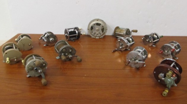 lot 257 image: Large Lot of Vintage Fishing Reels