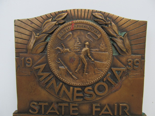 lot 2 image: Original 1939 MINNESOTA STATE FAIR Brass Exhibit Placard 