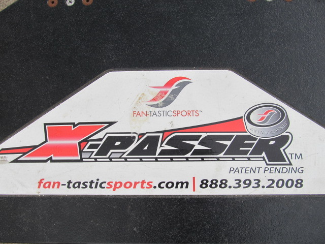 lot 259 image: X-PASSER Hockey Puck Passing Training Device