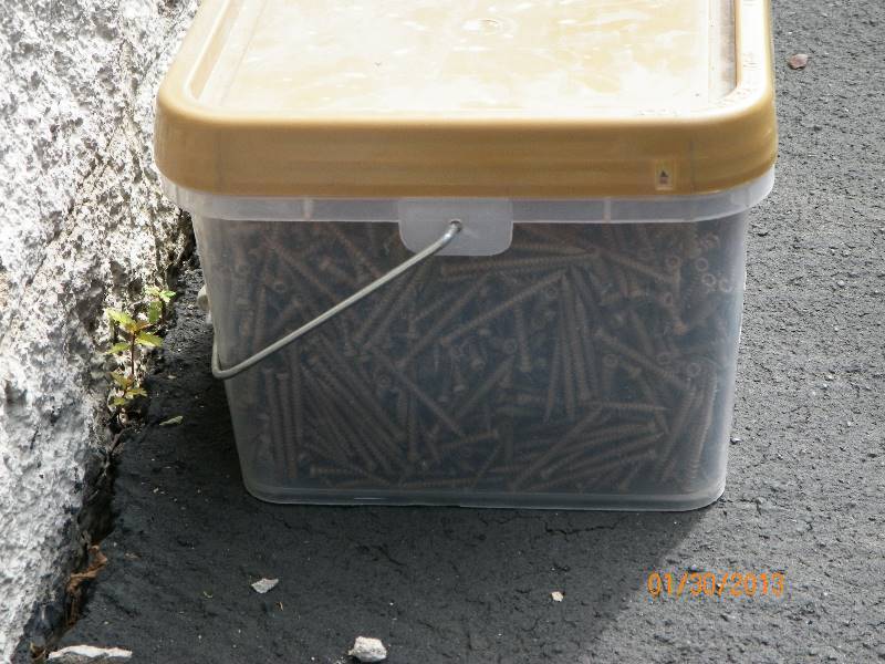 lot 116 image: Deckmate 2-12 in Star Drive Composite Screw - 25 lb box