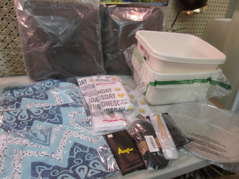 Lot of Misc 8 Dishpans, Drawstring ...