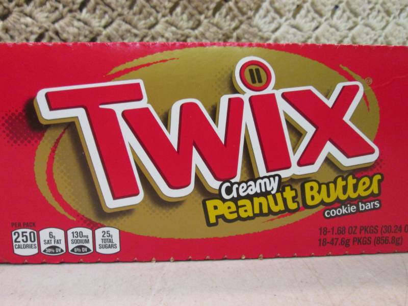 18 Twix Creamy Peanut Butter Cookie...